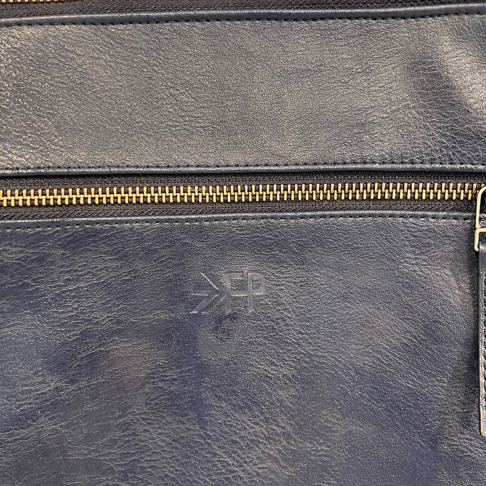 Freshly picked diaper bag - Picture 2 of 5